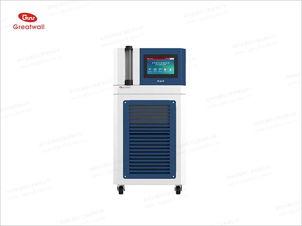 半導(dǎo)體神器！高低溫一體機(jī)